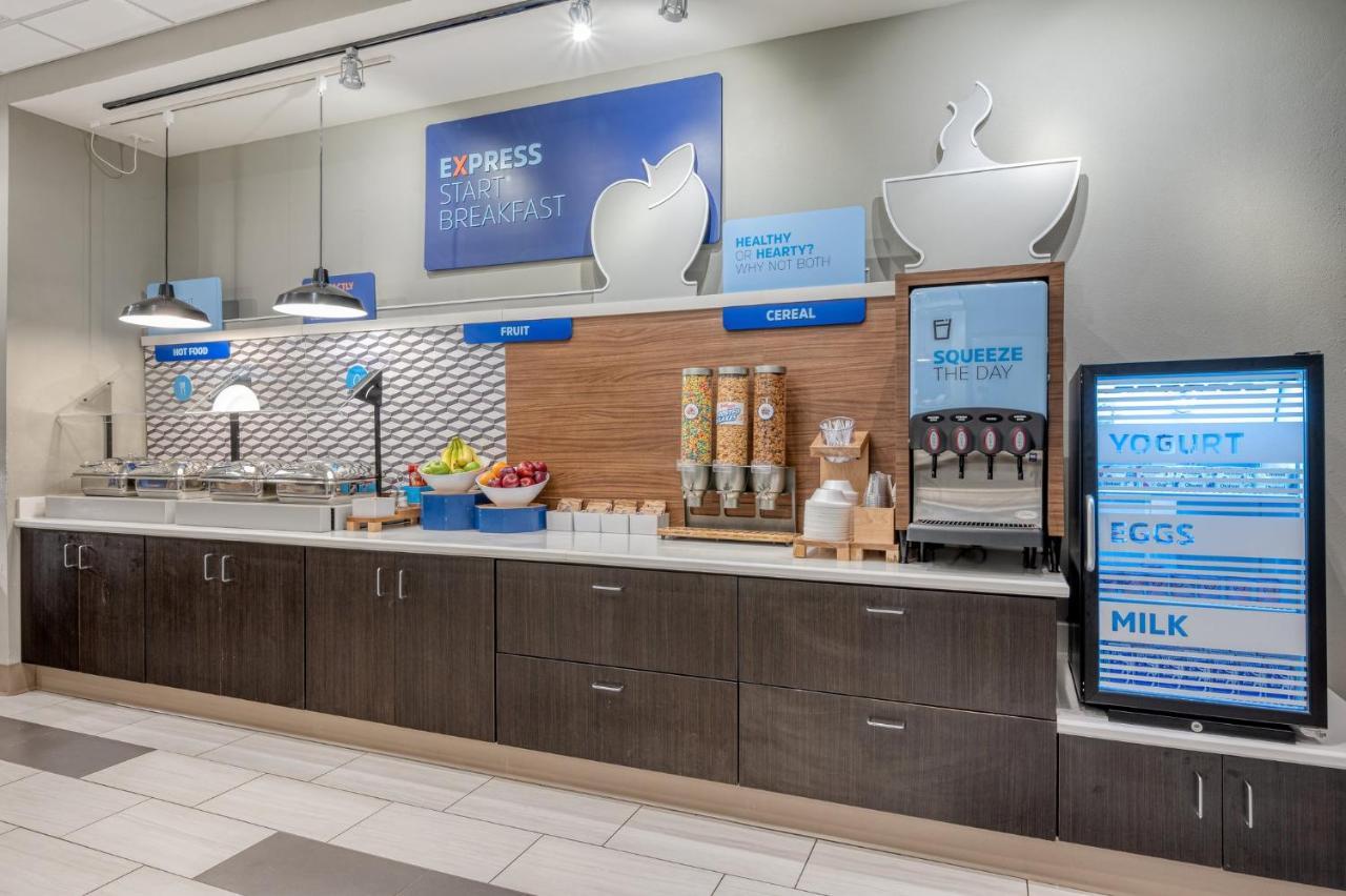 Holiday Inn Express & Suites St. Louis - Chesterfield By Ihg Dış mekan fotoğraf